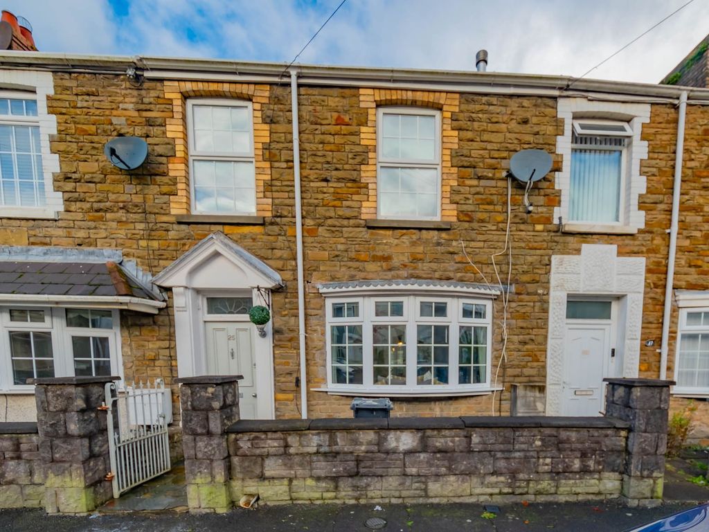 3 bed terraced house for sale in Park Street, Tonna SA11, £180,000 Zoopla