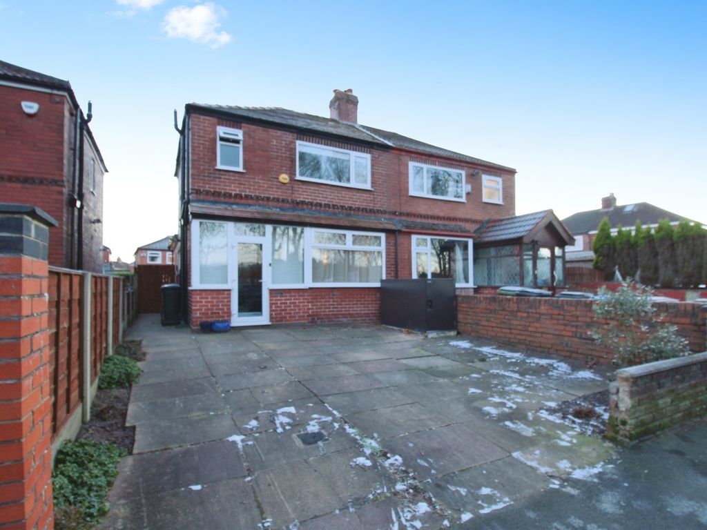 3 bed semidetached house for sale in Reddish Vale Road, Stockport