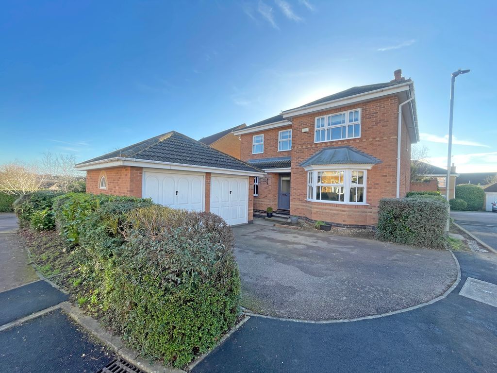 4 bed detached house for sale in Wilkie Close, Kettering NN15 Zoopla