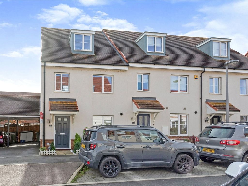 3 bed semidetached house for sale in Maldives Terrace, Newton Leys