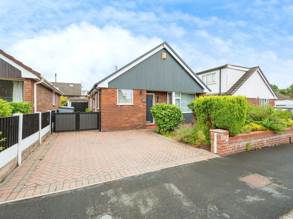 3 bed bungalow for sale in Sandra Drive, NewtonLeWillows, Merseyside