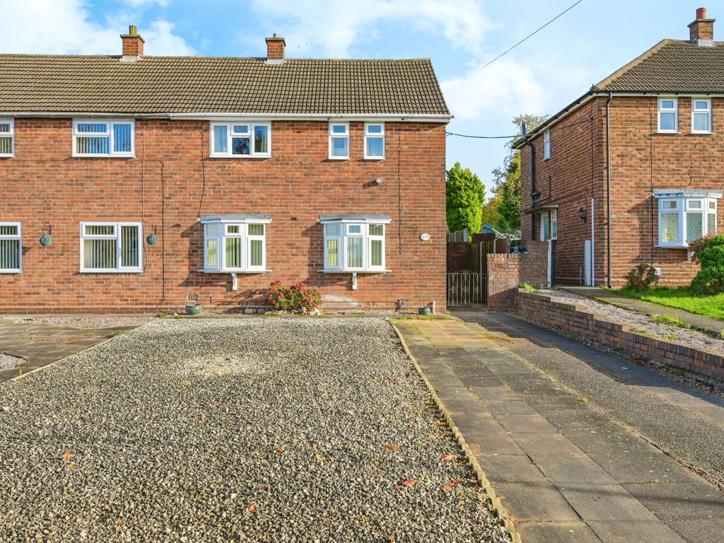 3 bed semidetached house for sale in Hill Top Avenue, Tamworth B79, £