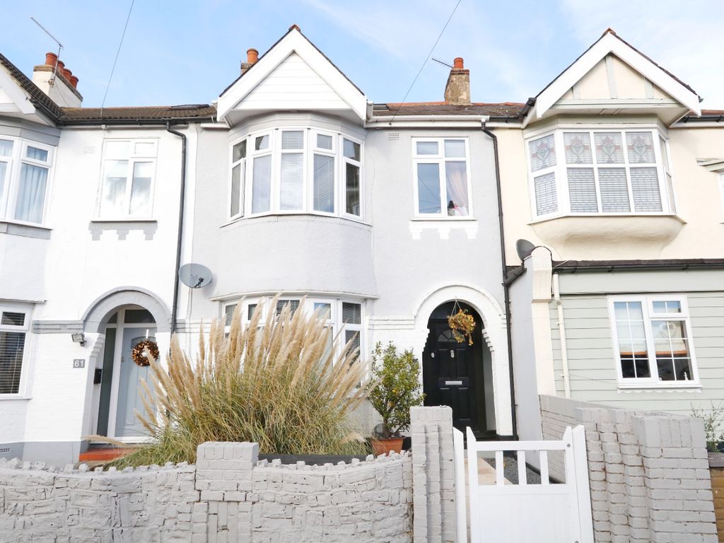 5 bed terraced house for sale in Glendale Gardens, LeighOnSea, Essex