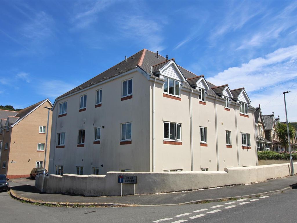 1 bed flat for sale in Park Court, EX34 Zoopla