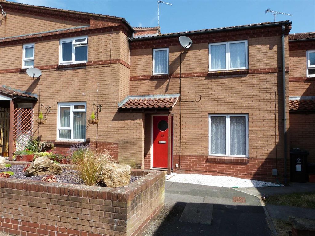 3 bed terraced house to rent in Castleton Road, Middleaze, Swindon SN5