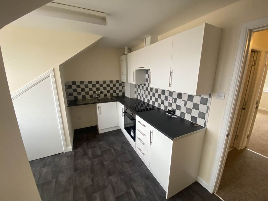 3 bed flat to rent in Lorimer Street, Dundee DD3, £775 pcm Zoopla