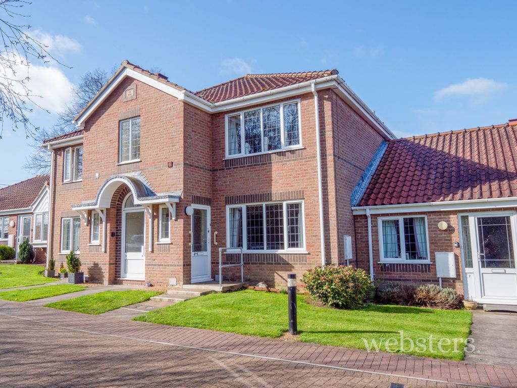 2 bed flat for sale in Havergate, Horstead, Norwich NR12, £160,000 Zoopla