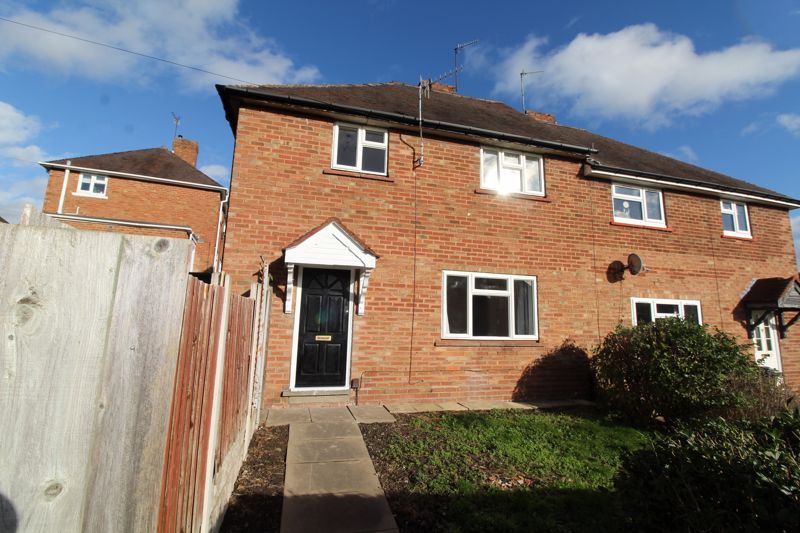 3 bed semidetached house for sale in Boundary Crescent, Lower Gornal