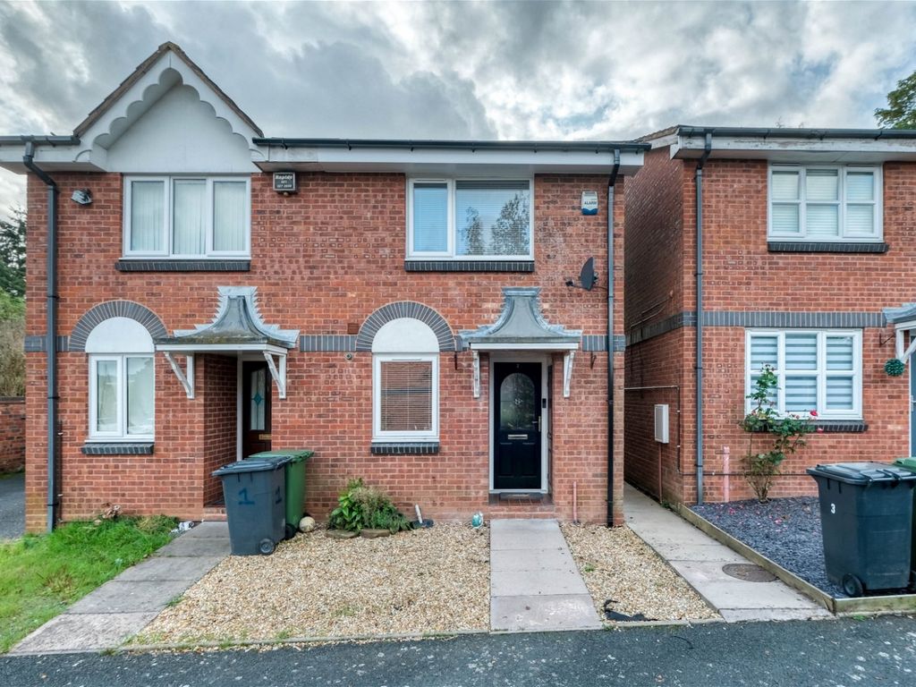 2 bed semidetached house for sale in Mallard Close, Riverside