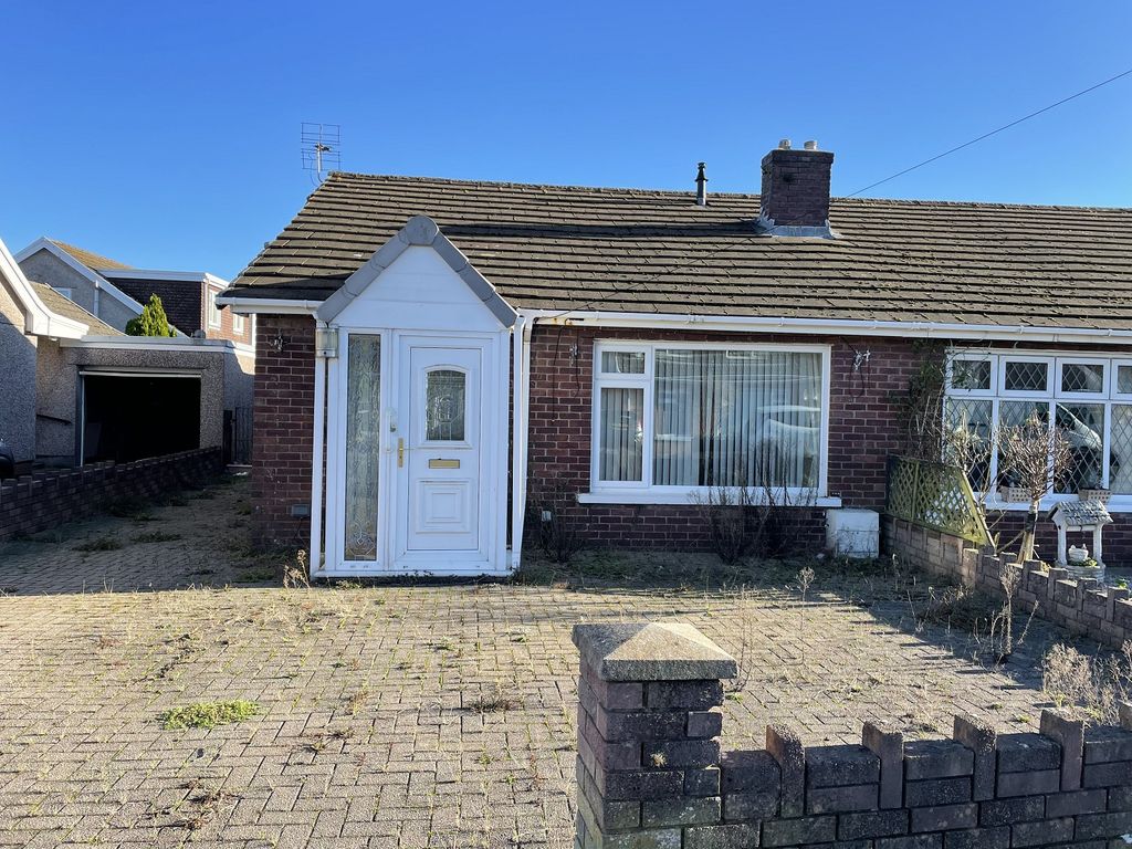 2 bed semidetached bungalow for sale in Heol Croesty, Pencoed