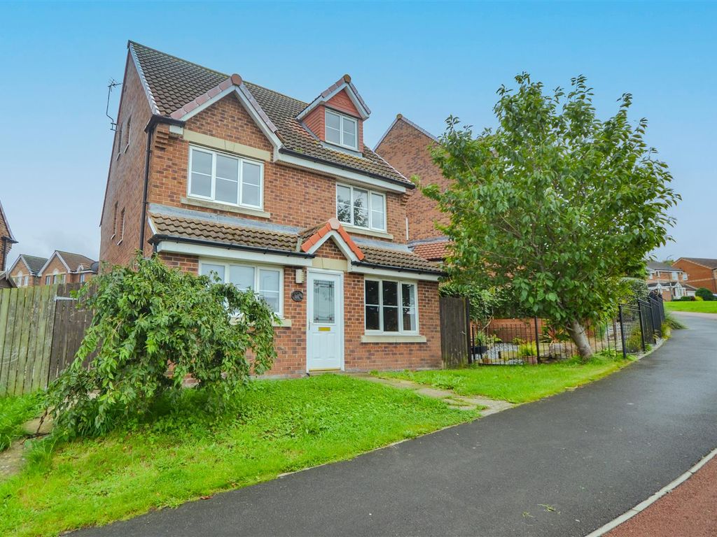 5 bed detached house for sale in Windermere Drive, SkeltonInCleveland