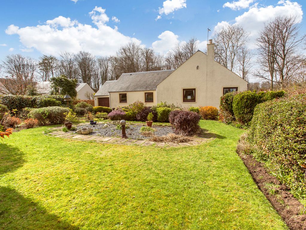4 bed detached bungalow for sale in 3 Red House Cherries, Manse Road