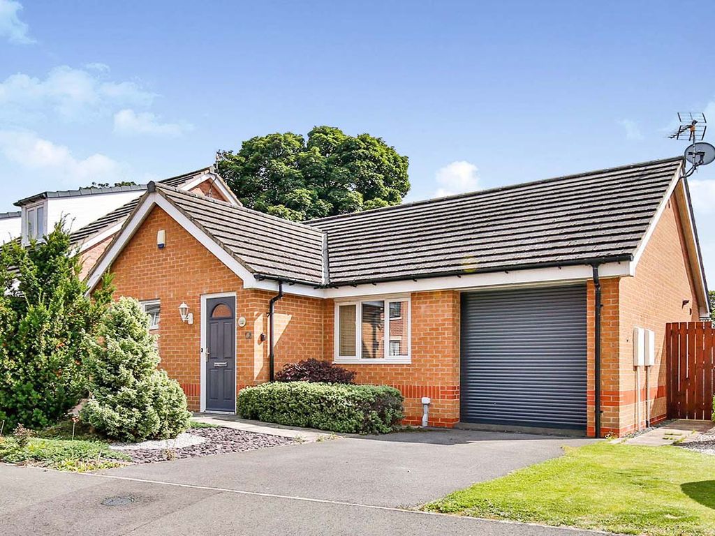 2 bed bungalow for sale in Fleming Way, Willington, Crook, Durham DL15