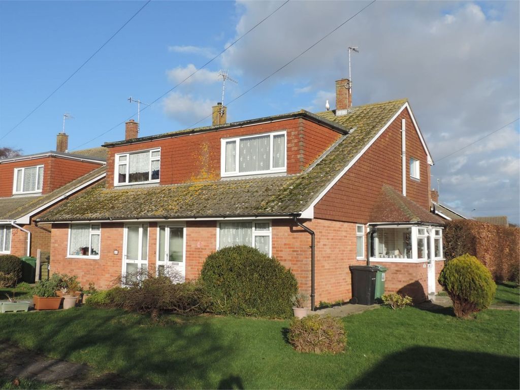 3 bed semidetached house for sale in The Glades, Bexhill On Sea TN40