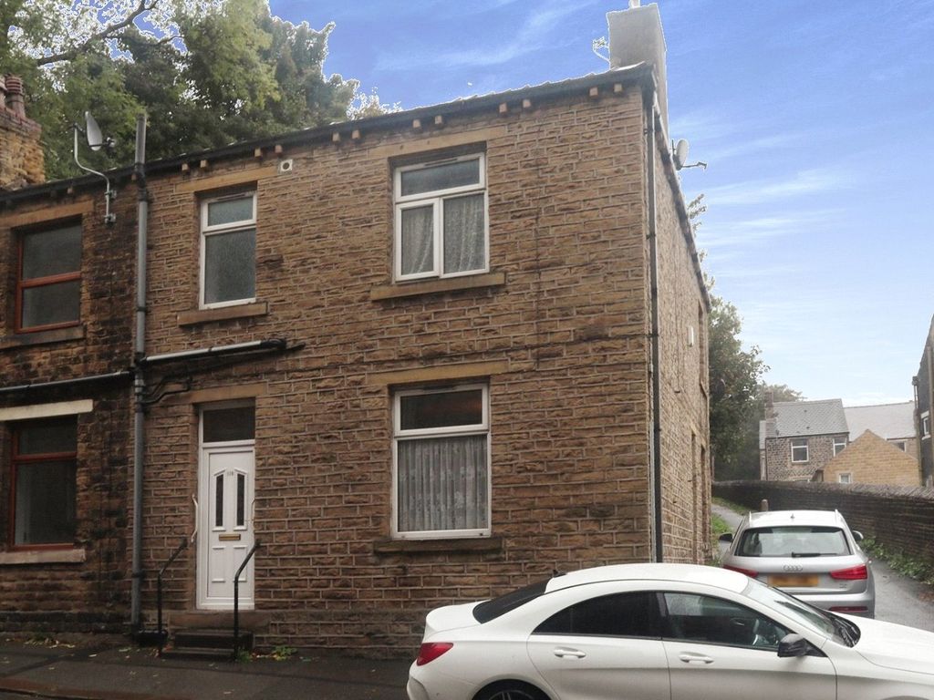 3 bed end terrace house to rent in Market Street, Milnsbridge, Huddersfield HD3 Zoopla