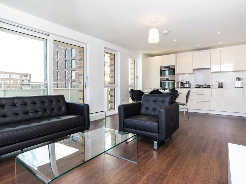 3 bed flat to rent in St Andrews Bromley, By Bow, London E3, £2,817 pcm