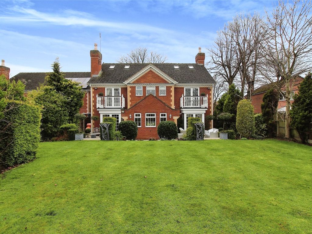 5 bed detached house for sale in Clumber Street, SuttonInAshfield