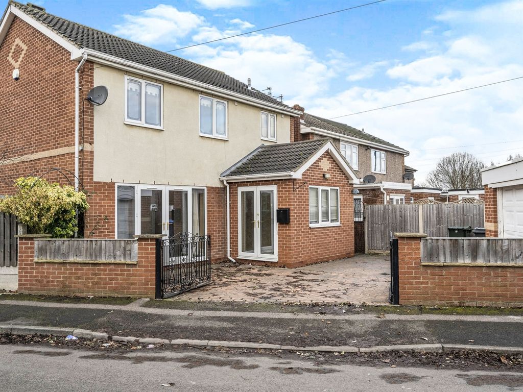 3 bed detached house for sale in Skellow Road, Carcroft, Doncaster DN6