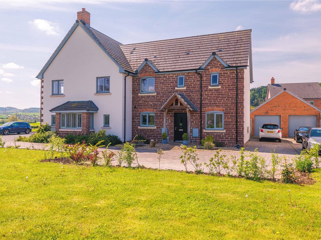 3 bed semidetached house for sale in Ariconium Place, Weston Under