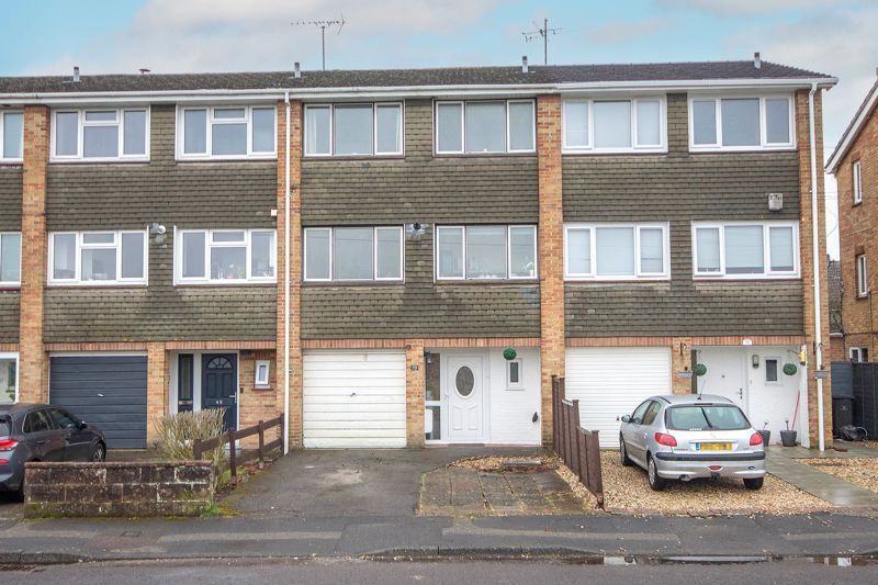3 bed town house for sale in Testbourne Road, Totton, Southampton SO40