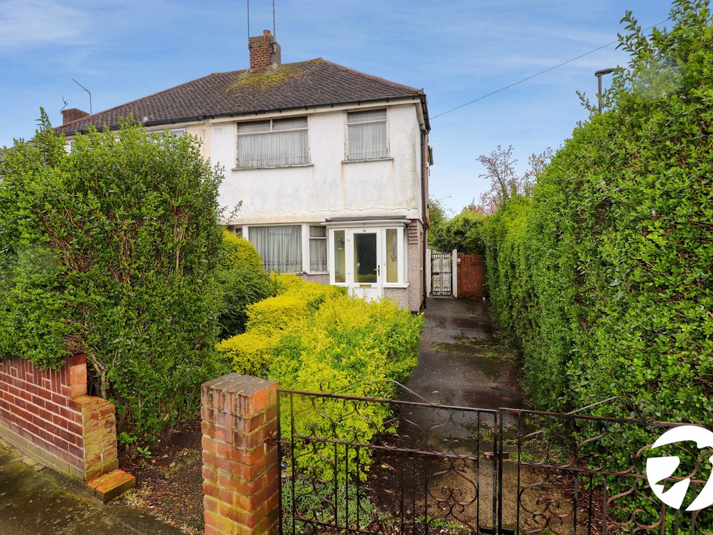 3 bed semidetached house for sale in Church Manorway, Abbey Wood