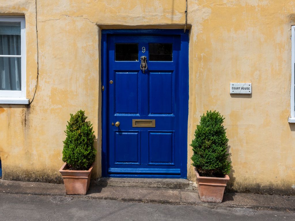 5 bed terraced house for sale in Old Town, WottonUnderEdge GL12, £