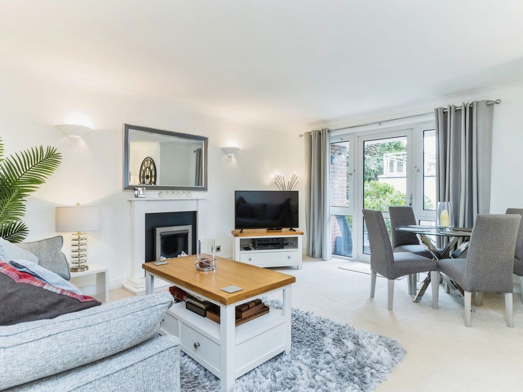 2 bed flat for sale in Roundham Road, Paignton, Devon TQ4, £240,000