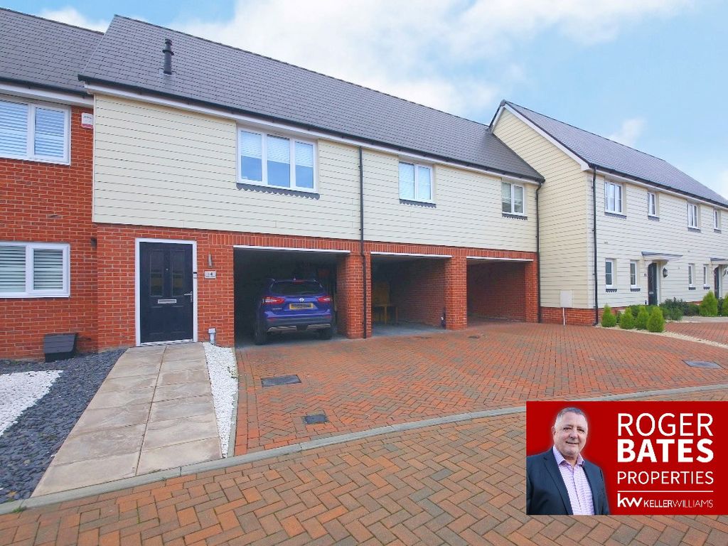 2 bed terraced house for sale in Radley Crescent, Dunton Fields, Laindon, Basildon, Essex SS15