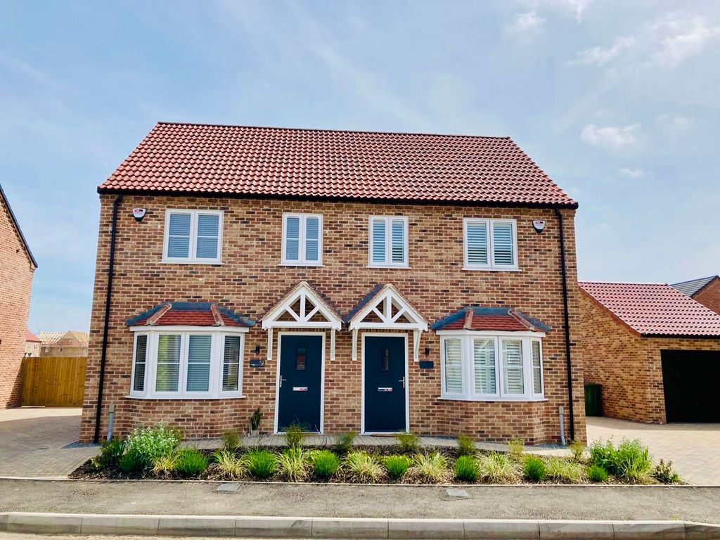 New home, 3 bed semidetached house for sale in Sutton Road