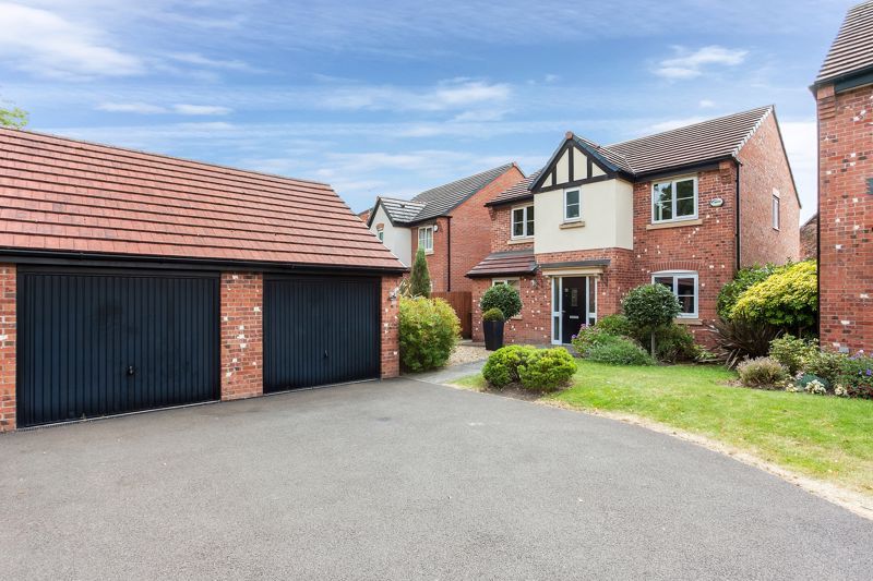 4 bed detached house for sale in Severn Way, Holmes Chapel, Cheshire