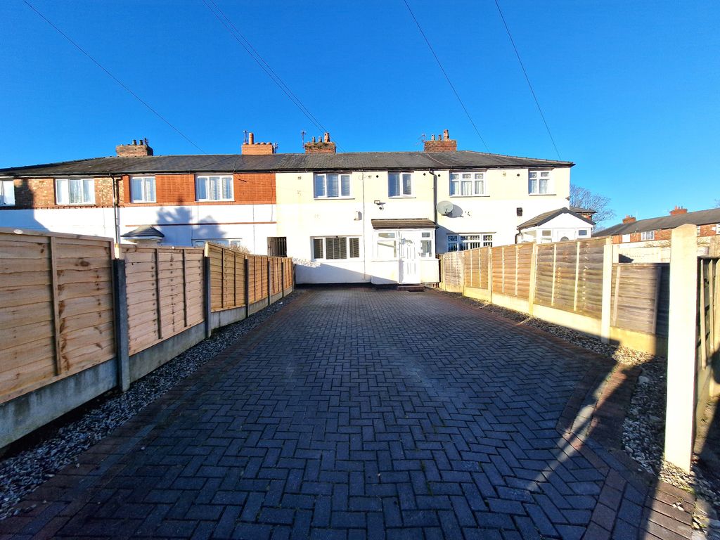 3 bed terraced house for sale in Rudheath Avenue, Withington