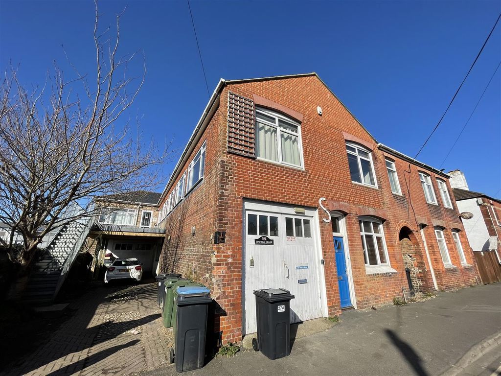 12 bed property for sale in Clifton Road, Littlehampton BN17 Zoopla