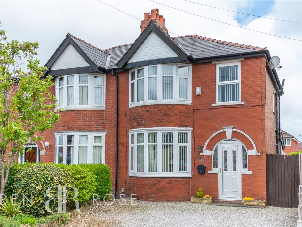 3 bed semidetached house for sale in Leyland Lane, Leyland PR26, £