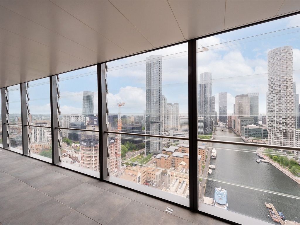 2 bed flat for sale in Dollar Bay, Lawn House Close, Canary Wharf E14