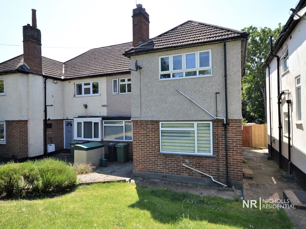 2 bed for sale in Ewell By Pass, Epsom, Surrey KT17 Zoopla