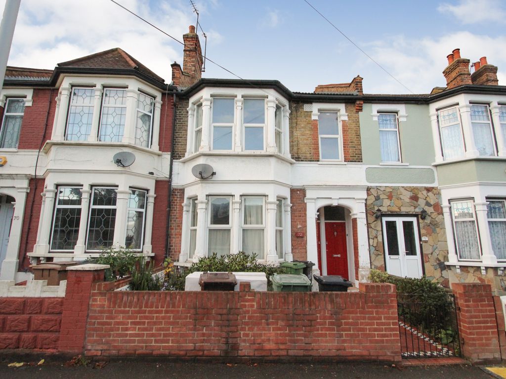 2 bed flat to rent in James Lane, Leyton, London E10 Zoopla