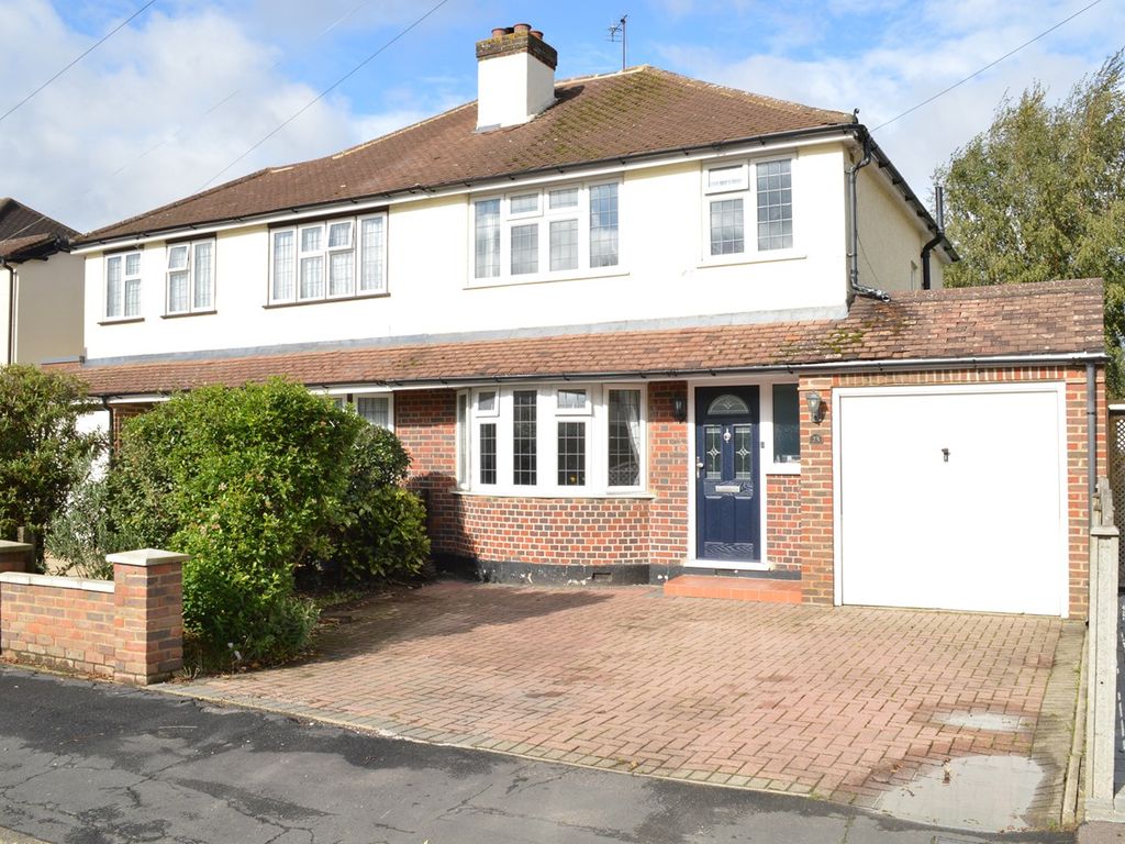 3 bed semidetached house for sale in Normanhurst Road, WaltonOn