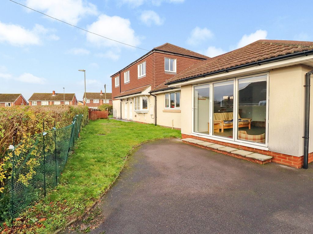 4 bed detached house for sale in Victena Road, Fair Oak, Eastleigh SO50