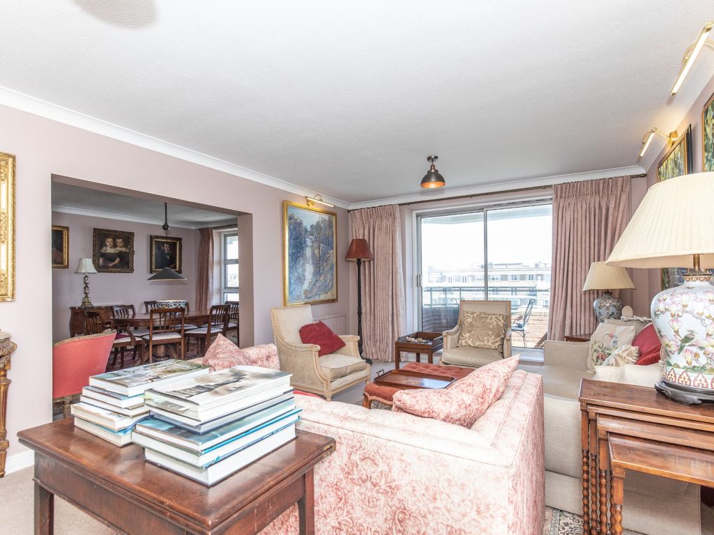 4 bed flat for sale in Grand Avenue, Hove BN3 Zoopla