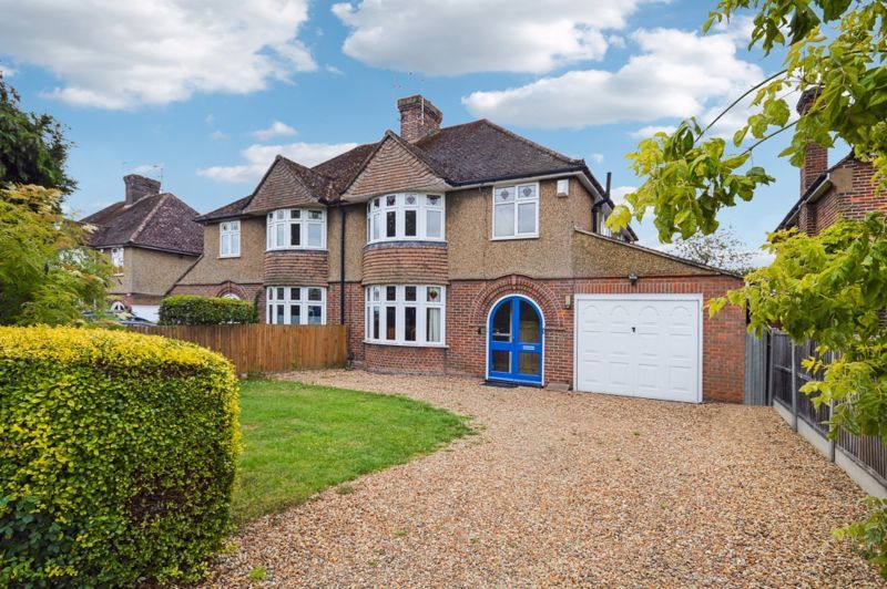 3 bed semidetached house for sale in Tring Road, Aylesbury HP20 Zoopla