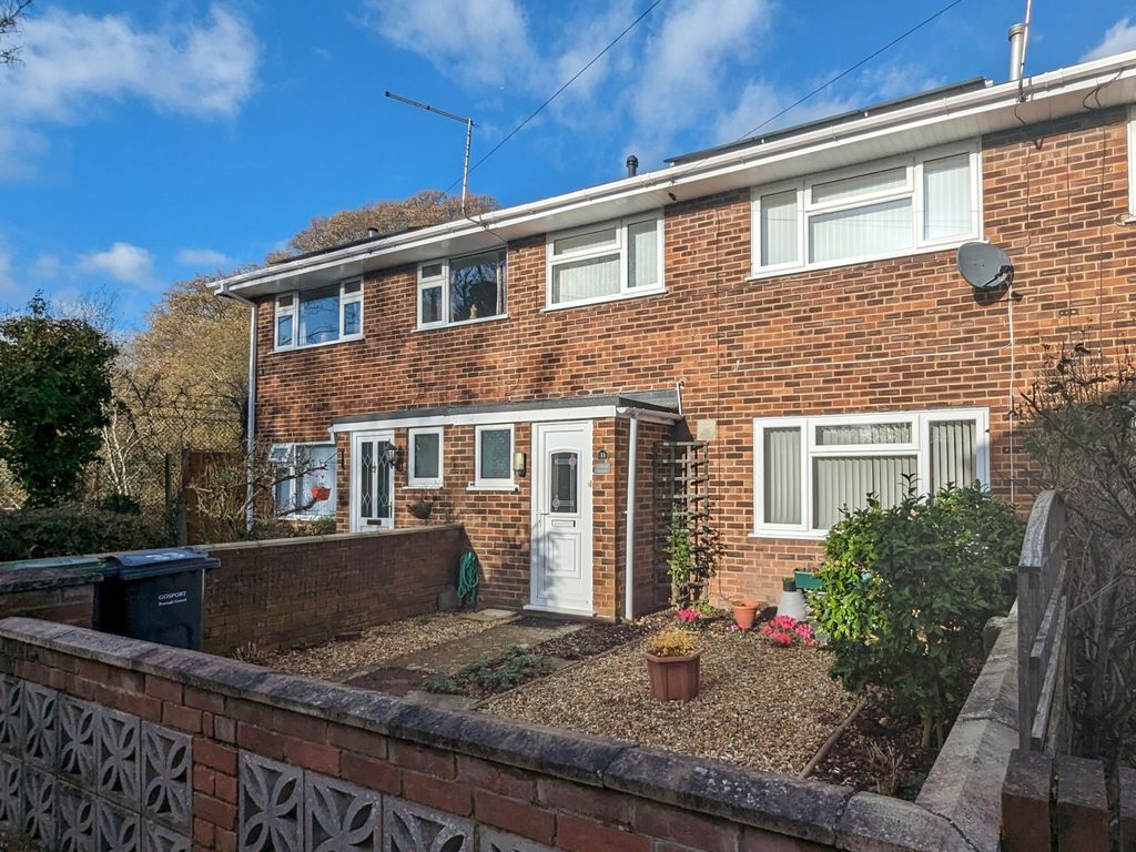 3 bed terraced house for sale in Military Road, Gosport PO12, £300,000