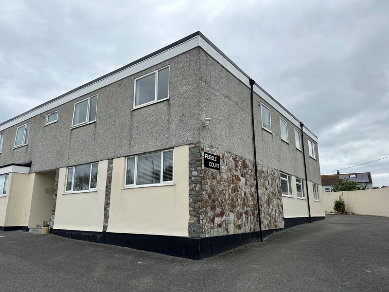2 bed flat to rent in Henver Road, Newquay TR7 Zoopla