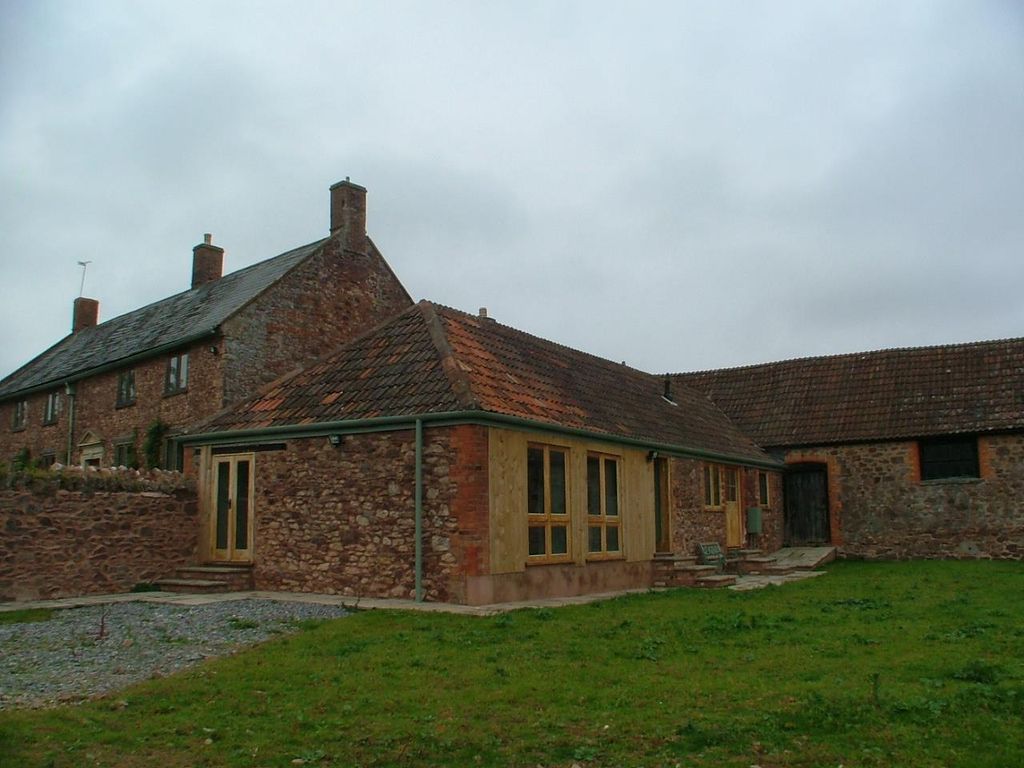 2 bed cottage to rent in Cross Farm Barn, Over Stowey TA5, £895 pcm