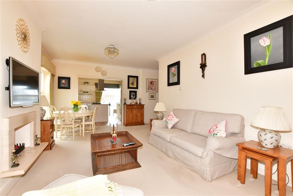 2 bed flat for sale in Gibson Drive, Kings Hill, West Malling, Kent