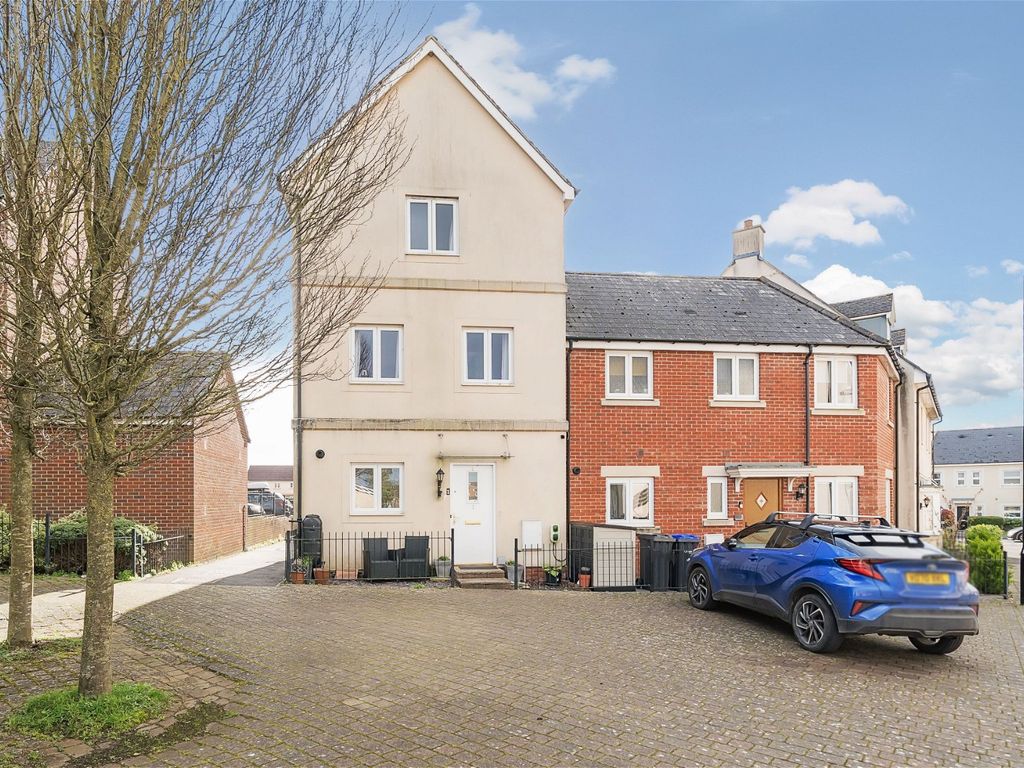 3 bed end terrace house for sale in Sherbourne Drive, Salisbury SP4, £350,000 Zoopla