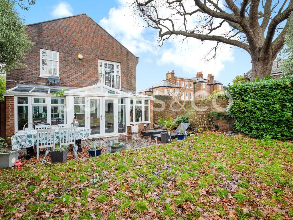 5 bed detached house for sale in Boston Gardens, Chiswick W4 Zoopla