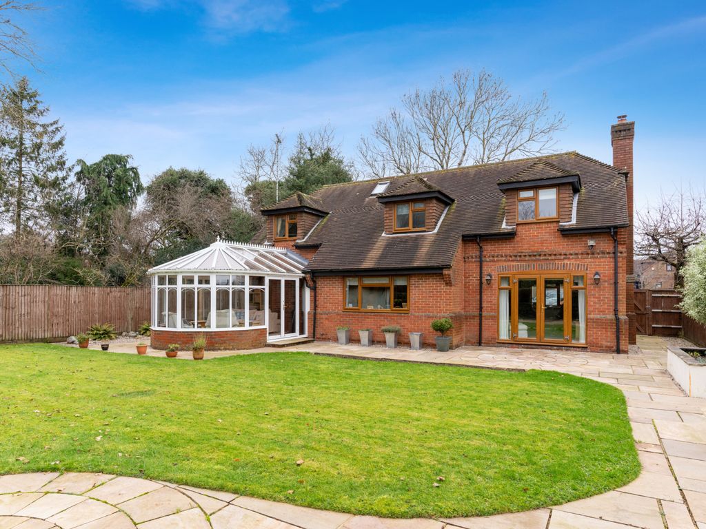 4 bed detached house for sale in The Coppice, Walters Ash, High