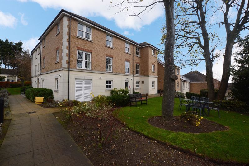1 bed flat for sale in Nelson Court, Gravesend DA12 Zoopla