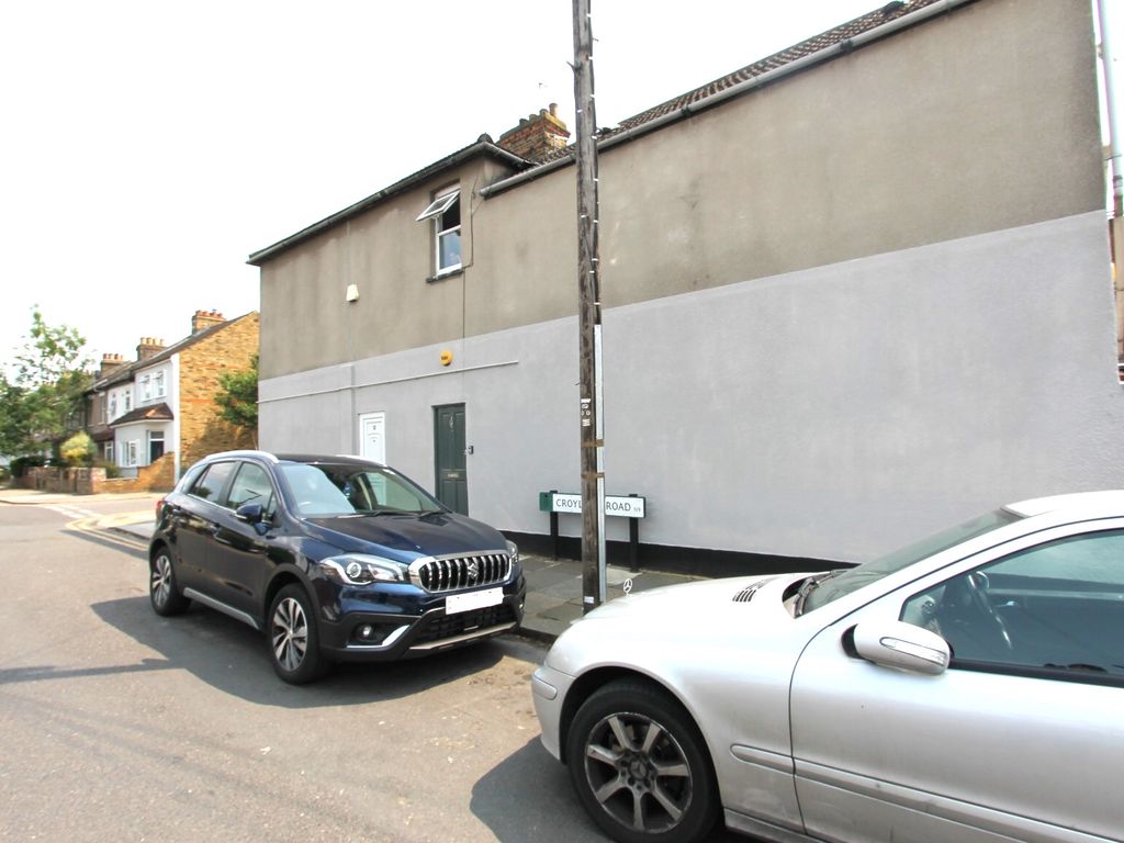 1 bed to rent in Balham Road, London N9 Zoopla