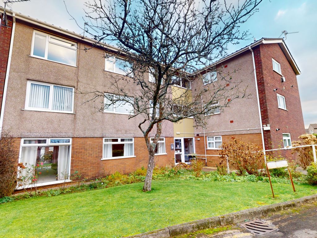 2 bed flat to rent in Heol Lewis, Rhiwbina, Cardiff CF14, £850 pcm Zoopla